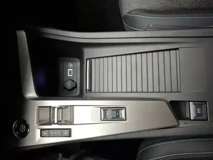 Photo 64 Peugeot 308  BlueHDi 130ch S&S EAT8