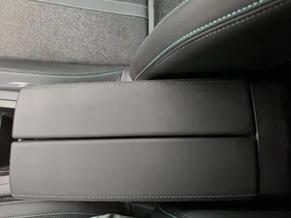 Photo 28 Peugeot 308  BlueHDi 130ch S&S EAT8