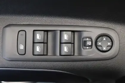 Photo 25 Peugeot Rifter  Long PureTech 130 S&S EAT8 5pl