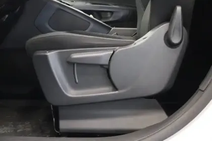 Photo 24 Peugeot Rifter  Long PureTech 130 S&S EAT8 5pl