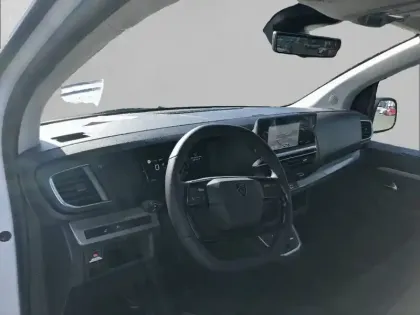 Photo 49 Peugeot Expert  FGN M DIESEL 150 CH AUTOMATIQUE