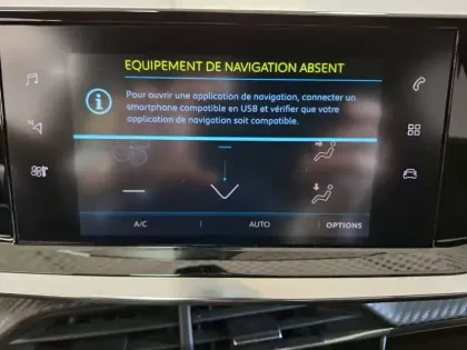 Photo 14 Peugeot 2008  Electrique 136 ch