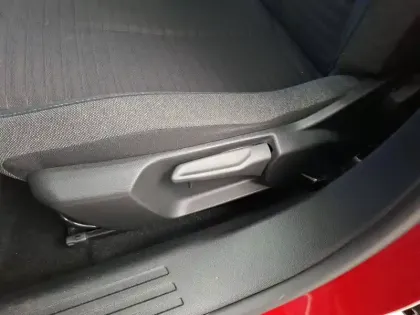 Photo 11 Peugeot 2008  Electrique 136 ch