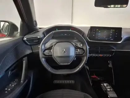 Photo 6 Peugeot 2008  Electrique 136 ch