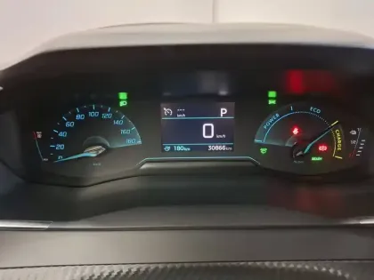 Photo 21 Peugeot 2008  Electrique 136 ch