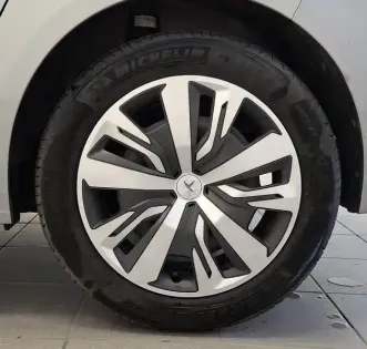 Photo 10 Peugeot 208  PureTech 100 S&S BVM6