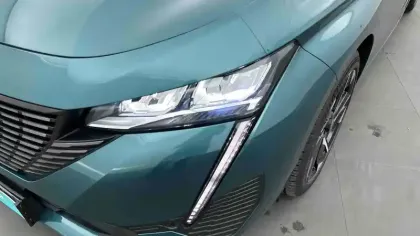 Photo 23 Peugeot 308  SW BlueHDi 130ch S&S EAT8