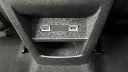 Photo 21 Peugeot 308  SW BlueHDi 130ch S&S EAT8