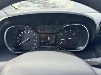 Photo 9 Citroën C3 Aircross  PureTech 110 S&S BVM6