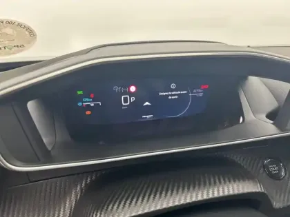 Photo 9 Peugeot 2008  Hybrid 145 e-DCS6