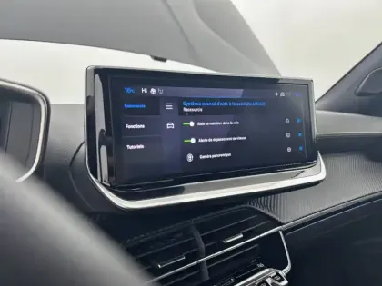 Photo 19 Peugeot 2008  Hybrid 145 e-DCS6