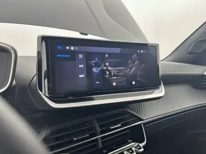 Photo 20 Peugeot 2008  Hybrid 145 e-DCS6