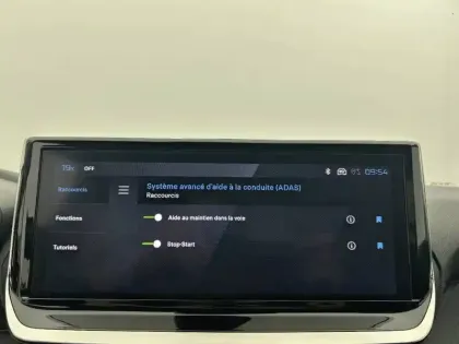 Photo 23 Peugeot 208  PureTech 100 S&S EAT8