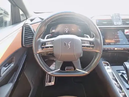 Photo 8 DS DS 7 Gén. I Ph1 Grand Chic 5