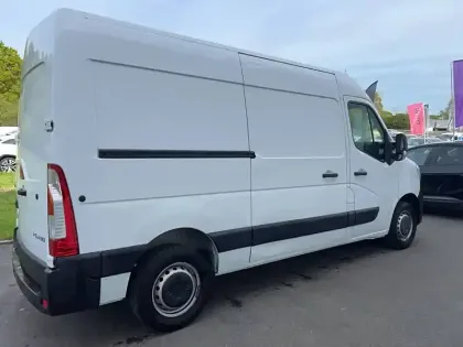Photo 56 Renault Master  FGN TRAC F3500 L2H2 BLUE DCI 135