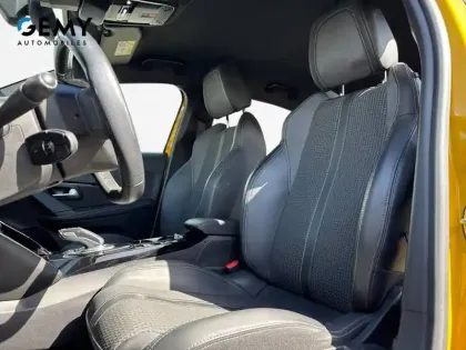 Photo 8 Peugeot 208  Electrique 50 kWh 136ch