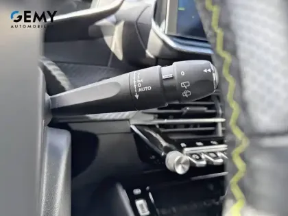 Photo 21 Peugeot 208  Electrique 50 kWh 136ch