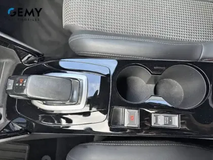 Photo 34 Peugeot 208  Electrique 50 kWh 136ch