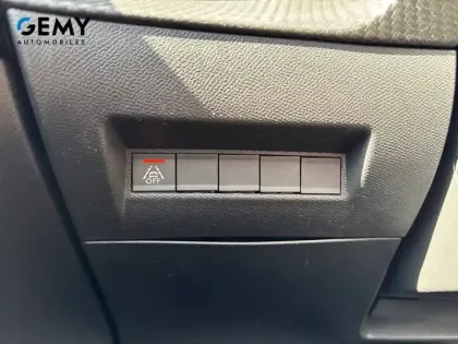 Photo 22 Peugeot 208  Electrique 50 kWh 136ch