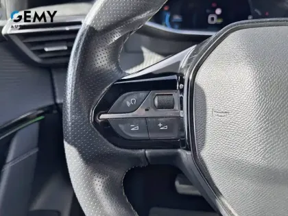 Photo 17 Peugeot 208  Electrique 50 kWh 136ch