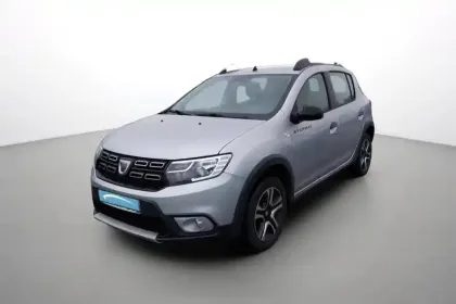 Photo Dacia Sandero 15 Ans