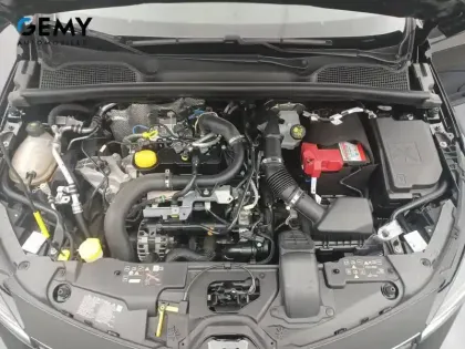 Photo 37 Renault Clio  TCe 90