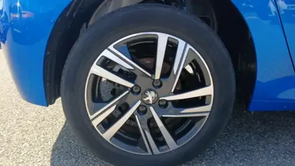 Photo 12 Peugeot 208  BlueHDi 100 S&S BVM6