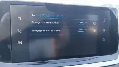 Photo 18 Peugeot 208  BlueHDi 100 S&S BVM6