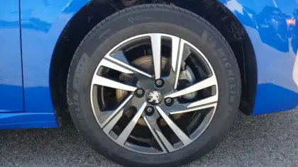 Photo 13 Peugeot 208  BlueHDi 100 S&S BVM6