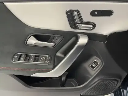 Photo 24 Mercedes CLA  Shooting Brake 250 e 8G-DCT