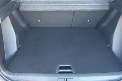 Photo 8 Peugeot 2008 Gén. II Ph1 NG GT 5