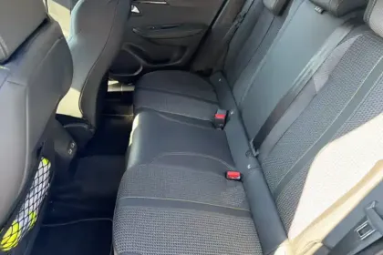 Photo 10 Peugeot 2008 Gén. II Ph1 NG GT 5