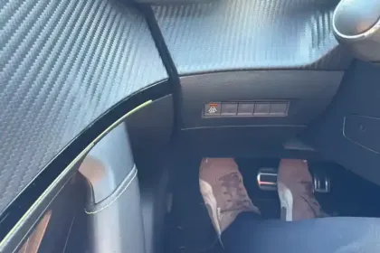 Photo 19 Peugeot 2008 Gén. II Ph1 NG GT 5