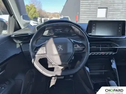 Photo 33 Peugeot 208  Electrique 50 kWh 136ch