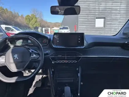 Photo 43 Peugeot 208  Electrique 50 kWh 136ch