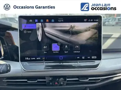 Photo 41 Volkswagen Golf  1.5 eHybrid 204 DSG6