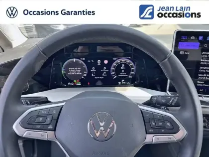 Photo 37 Volkswagen Golf  1.5 eHybrid 204 DSG6