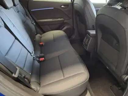 Photo 16 Renault Captur  mild hybrid 160 EDC