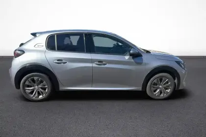 Photo 6 Peugeot 208  Electrique 50 kWh 136ch