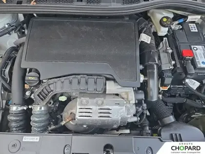 Photo 25 Peugeot 208  PureTech 100 S&S EAT8