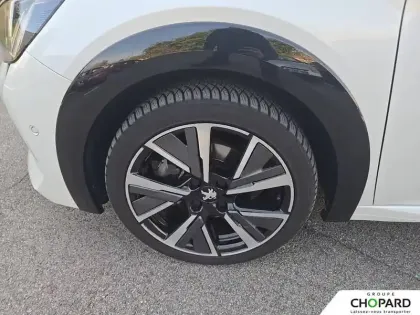 Photo 24 Peugeot 208  PureTech 100 S&S EAT8