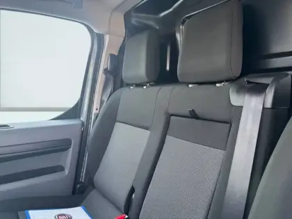 Photo 11 Fiat Scudo  FOURGON 1.5 MULTIJET 120 STANDARD