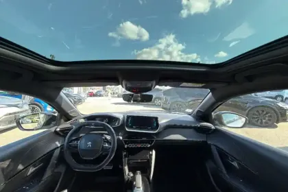 Photo 23 Peugeot 208 Gén. II Ph1 NG GT Pack 5