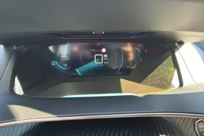 Photo 18 Peugeot 208 Gén. II Ph1 NG GT Pack 5