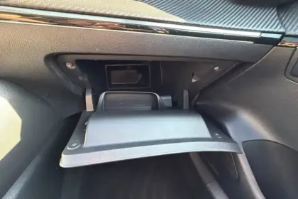 Photo 24 Peugeot 208 Gén. II Ph1 NG GT Pack 5