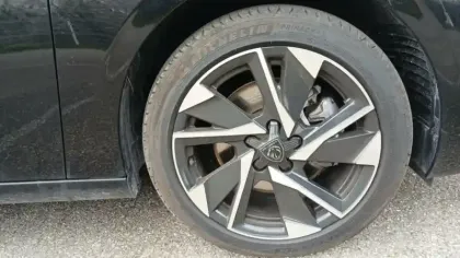 Photo 38 Peugeot 308  SW BlueHDi 130ch S&S EAT8