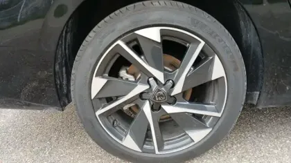 Photo 39 Peugeot 308  SW BlueHDi 130ch S&S EAT8