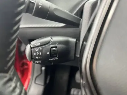 Photo 19 Peugeot 208  PureTech 75 S&S BVM5