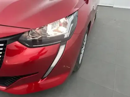 Photo 15 Peugeot 208  PureTech 75 S&S BVM5