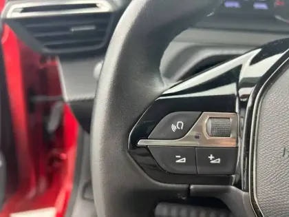 Photo 17 Peugeot 208  PureTech 75 S&S BVM5